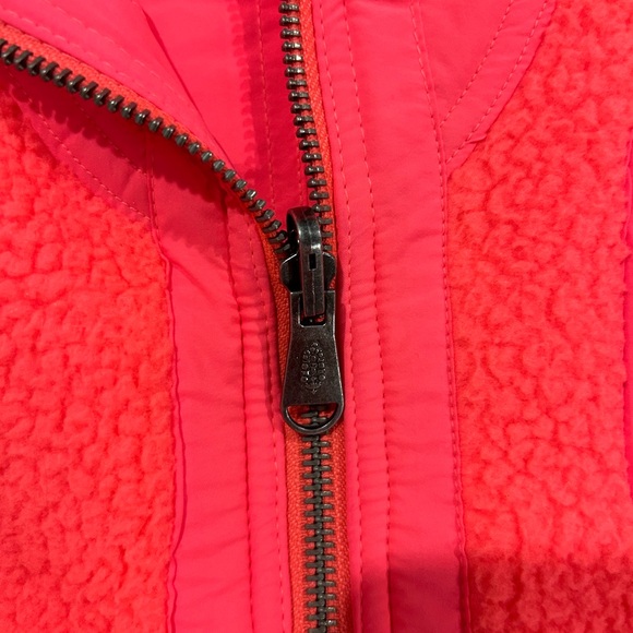 FP Movement vest - Picture 4 of 5